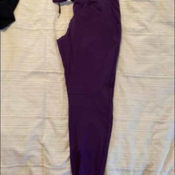 sold - Picture 3 of 6